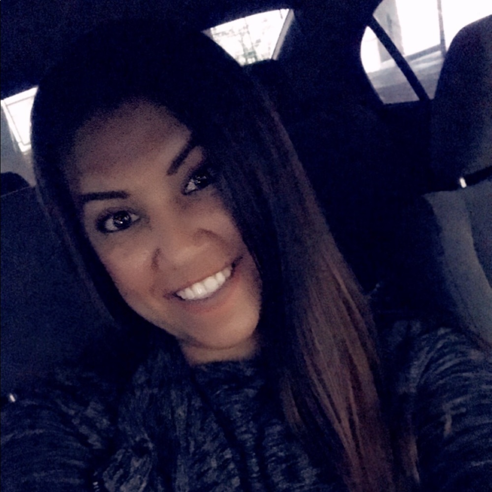 Meet your Posher, Sierra